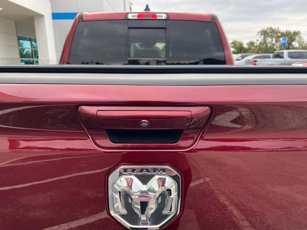 Used 2023 RAM 1500 Laramie AWD/4WD image 7