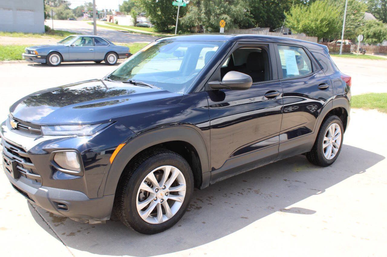 Used 2021 Chevrolet TrailBlazer LS FWD image 4