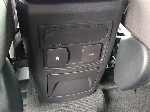 Certified 2023 Ford Explorer XLT AWD/4WD image 12