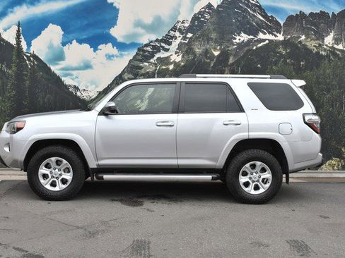Certified 2023 Toyota 4Runner SR5 AWD/4WD image 7
