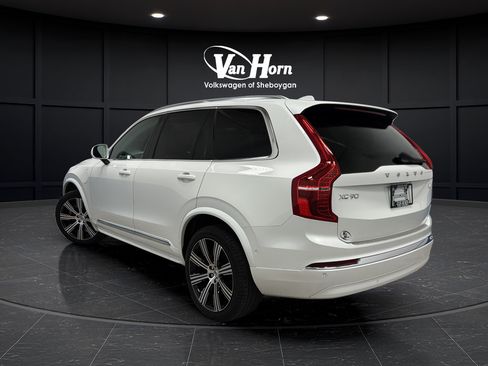 Used 2024 Volvo XC90 T8 Ultimate w/ Protection Package Premier AWD/4WD image 5