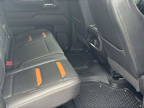 Certified 2022 GMC Sierra 1500 AT4 w/ AT4 Premium Package AWD/4WD image 19