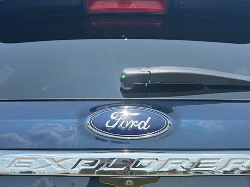 Used 2017 Ford Explorer FWD image 31