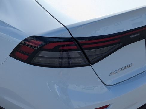Used 2023 Honda Accord LX image 13