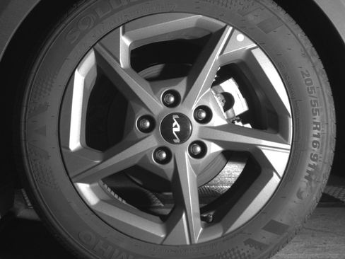 Used 2025 Kia K4 LXS image 14