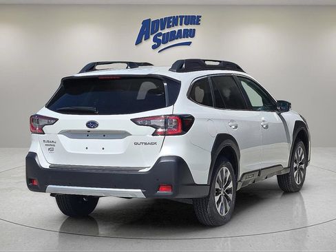 Certified 2025 Subaru Outback Limited AWD/4WD image 6