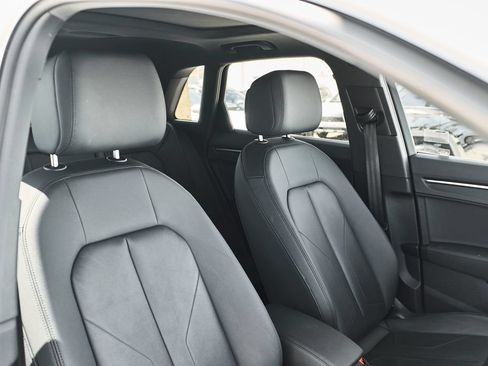 Used 2025 Audi Q3 2.0T Premium AWD/4WD image 39