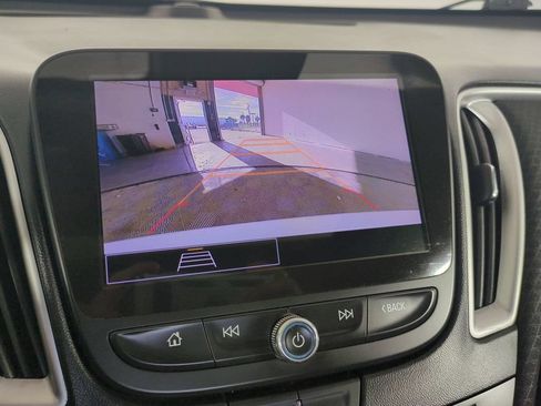 Used 2024 Chevrolet Malibu LT FWD image 23