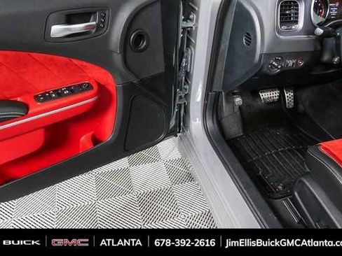 Used 2018 Dodge Charger SRT w/ Harman/Kardon Audio Group image 8