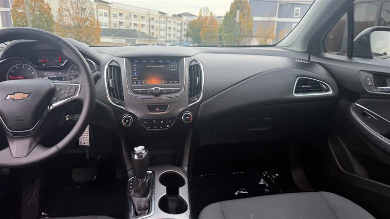 Used 2019 Chevrolet Cruze LS w/ LS Convenience Package FWD image 20