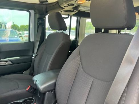 Used 2013 Jeep Wrangler Unlimited Sport AWD/4WD image 7