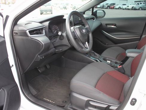 Used 2024 Toyota Corolla SE image 11