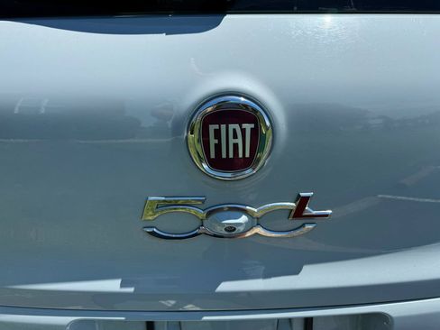 Used 2014 FIAT 500L Lounge FWD image 22