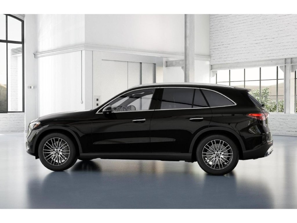 Certified 2026 Mercedes-Benz GLC 300 image 33