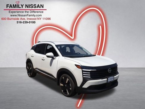 Certified 2025 Nissan Kicks SR AWD/4WD image 1