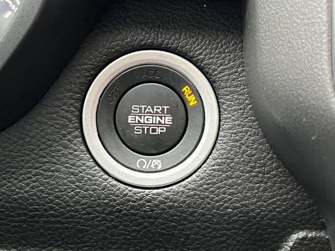 Used 2023 RAM 1500 Big Horn image 32