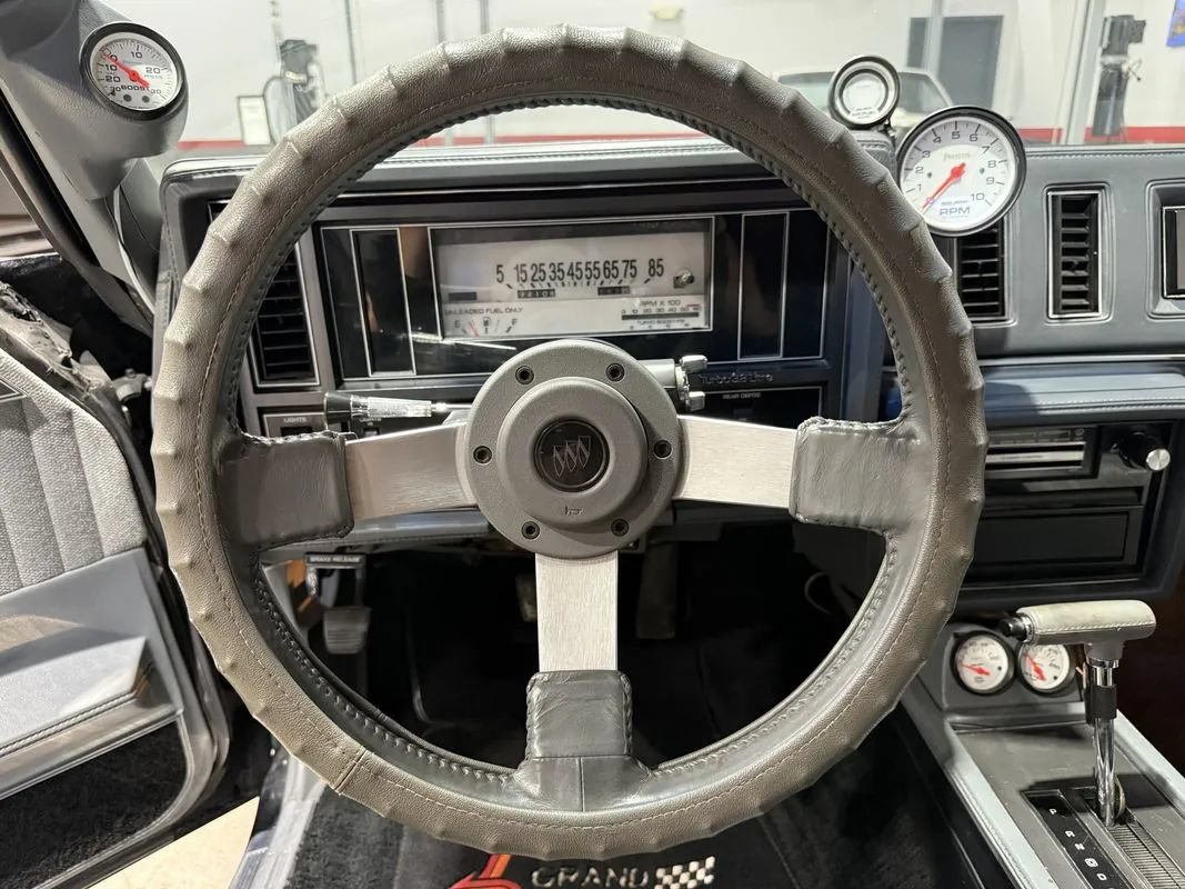 Used 1987 Buick Regal Coupe RWD image 19