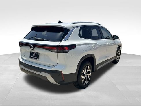 Used 2025 Volkswagen Tiguan S image 4