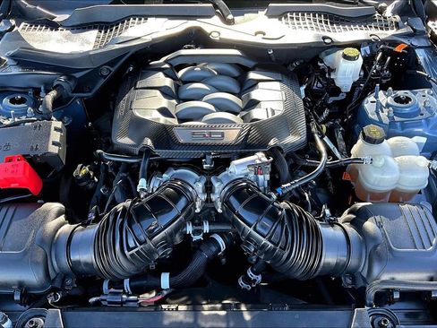 Used 2024 Ford Mustang GT Premium image 10