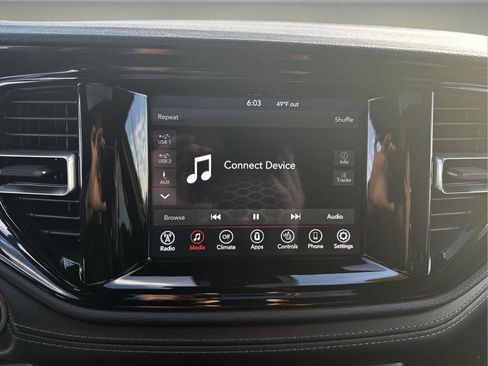 Used 2024 Dodge Durango SXT w/ SXT Blacktop Group image 21