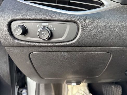 Used 2024 Chevrolet Malibu LT image 18