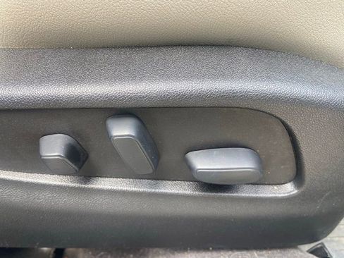 Used 2020 Cadillac XT4 Luxury image 14