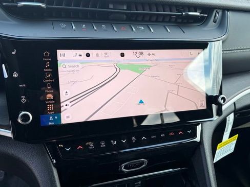 New 2026 Jeep Grand Cherokee Altitude image 3