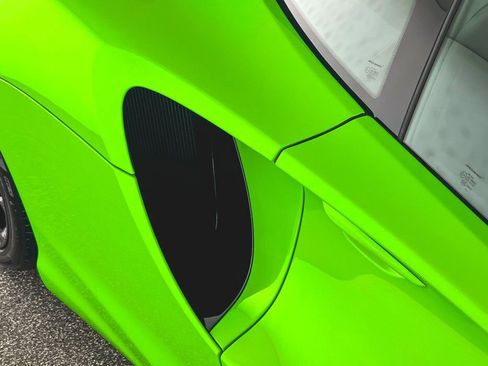 New 2025 McLaren Artura image 32