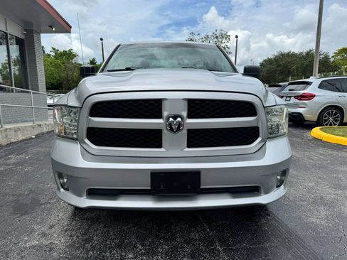 Used 2018 RAM 1500 Express w/ Express Value Package AWD/4WD image 3