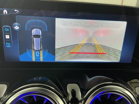 New 2026 Mercedes-Benz GLB 250 4MATIC image 22