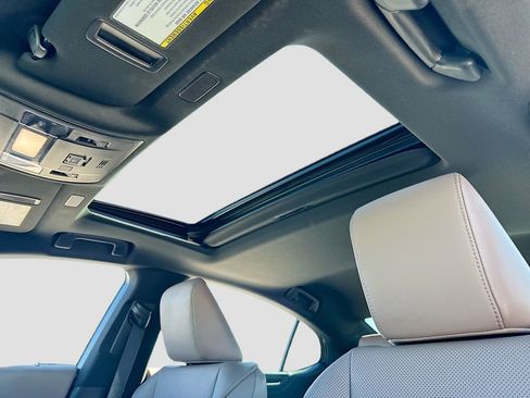 Used 2023 Lexus ES 250 250 image 21