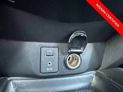Certified 2017 Nissan Rogue SL AWD/4WD image 24