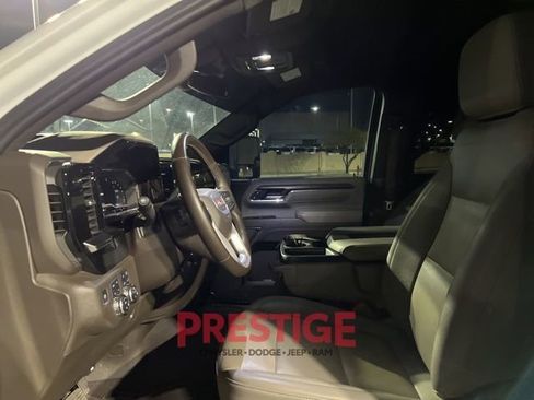 Used 2024 GMC Sierra 2500 SLT w/ X31 Off-Road Package image 34