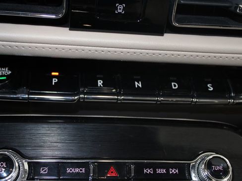 Used 2023 Lincoln Nautilus Reserve w/ Equipment Group 201A image 32