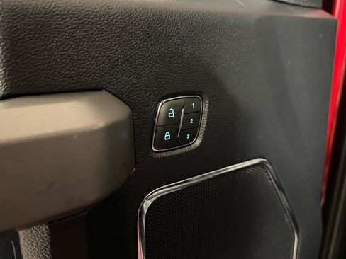 Used 2019 Ford F150 Platinum w/ Equipment Group 701A Luxury image 20