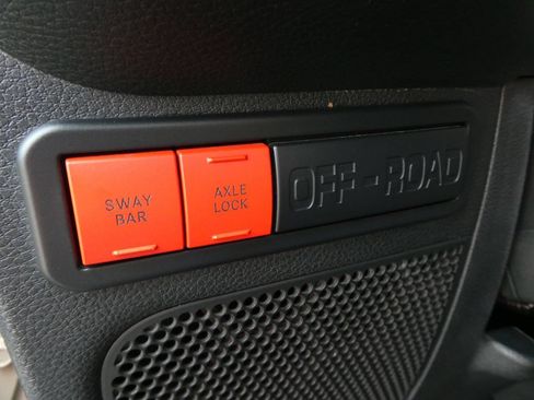 Used 2017 Jeep Wrangler Rubicon AWD/4WD image 20