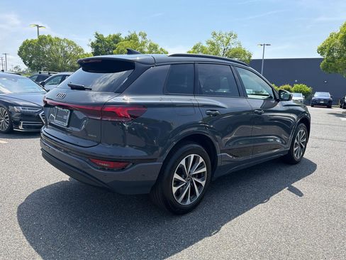 Used 2025 Audi Q6 e-tron Premium w/ Convenience Package AWD/4WD image 8