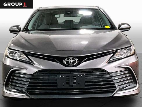 Used 2023 Toyota Camry LE AWD/4WD image 4