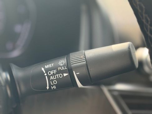 Used 2019 Honda Accord Touring image 31