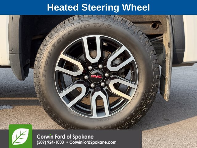 Used 2022 GMC Sierra 1500 AT4 w/ Technology Package AWD/4WD image 9