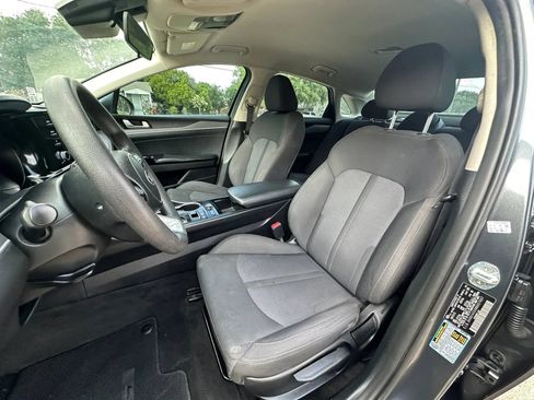 Used 2021 Kia K5 LXS FWD image 12