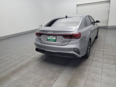 Used 2024 Kia Forte LXS FWD image 9