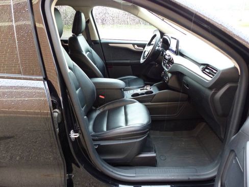 Used 2020 Ford Escape SEL AWD/4WD image 45