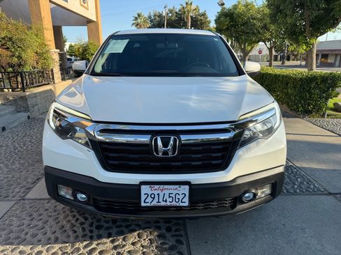 Used 2017 Honda Ridgeline RTL-T image 2