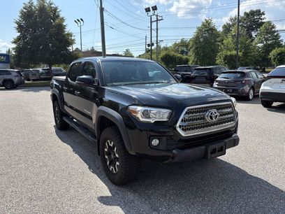 Used 2017 Toyota Tacoma TRD Off-Road w/ Tow Package (A/T)