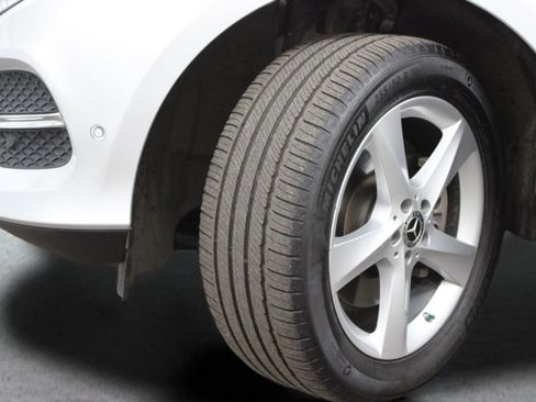 Used 2019 Mercedes-Benz GLE 400 4MATIC image 48