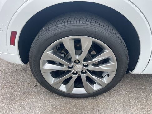 Used 2021 Buick Envision Avenir w/ Technology Package II image 41