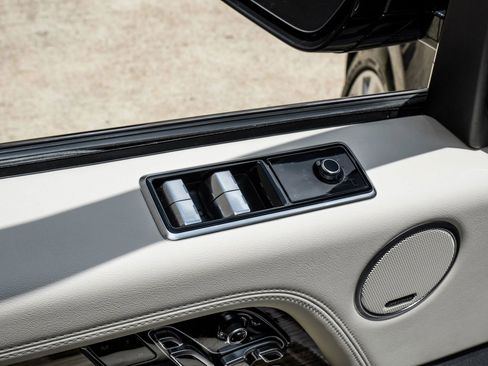 Used 2019 Land Rover Range Rover Supercharged AWD/4WD image 41