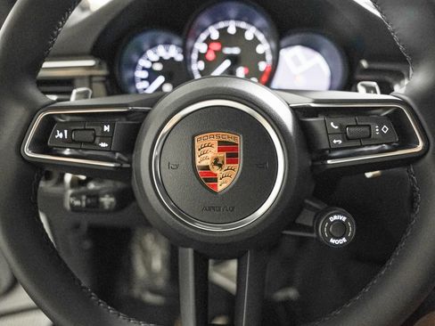 New 2026 Porsche Macan S image 17