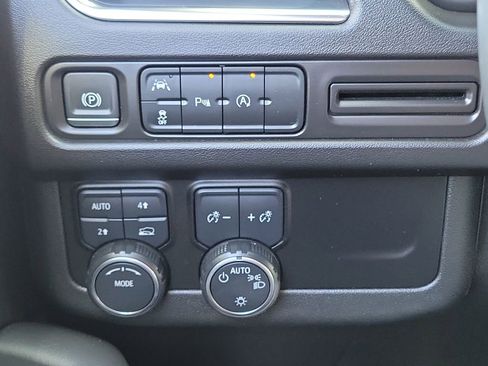 Certified 2024 Chevrolet Tahoe RST image 13